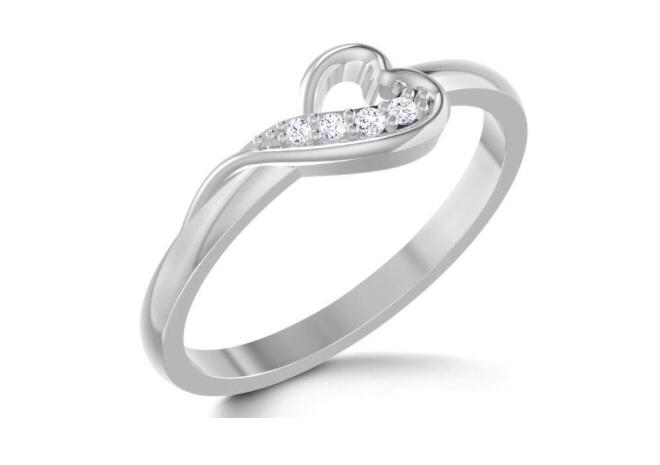 Women's White Gold Heart Diamond Ring