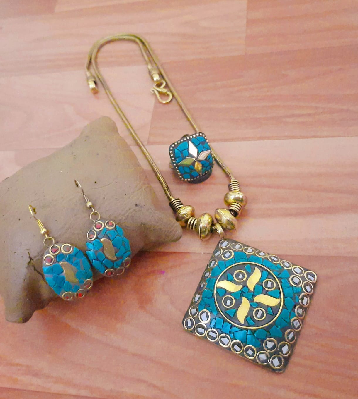 Blue Mosaic Traditional Square Pendant Set