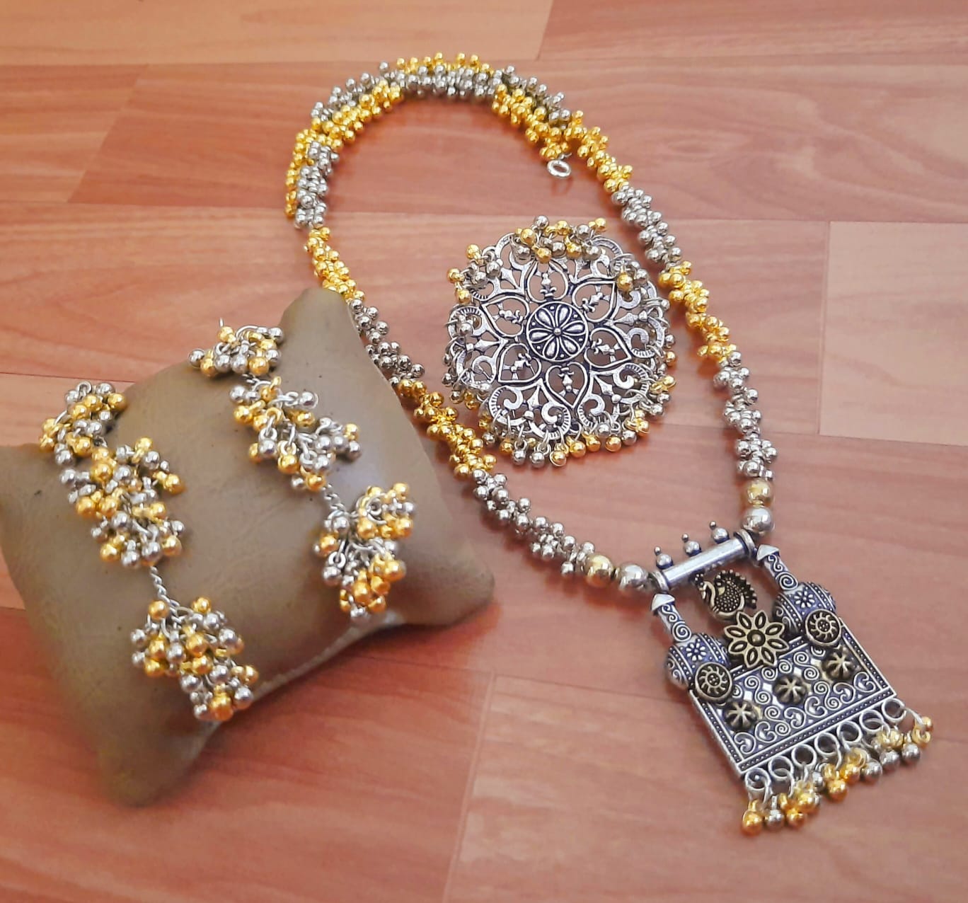 Ornate Square Pendant Antique Silver Jewelry Set